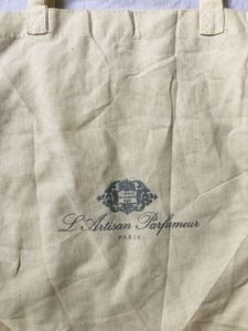 L&#39;Artisan Parfumeur Tote Bag