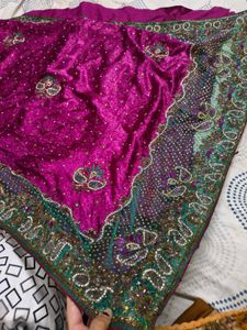 Very Beautiful Heavy Saree No Blouse