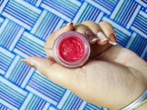 Cureskin Lip Scrub