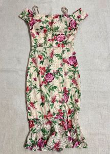 Floral Bodycon Dress 🌸