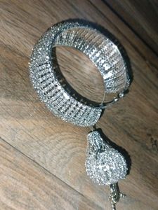 Trendy Silver Diamond Bracelet For Girls