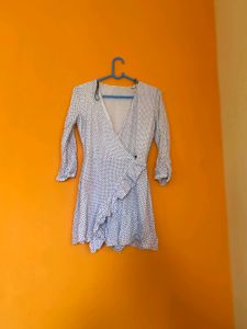 A Dress That's Xs Size