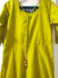 Anarkali Suit With Contrast Banarasi Dupatta