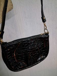 Chic Black Handbag