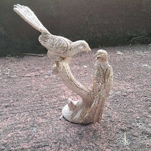 2 Metal Showpieces