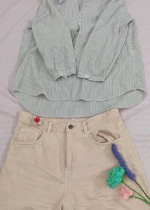 Striped Blouse & Beige Denim Shorts Set🩷