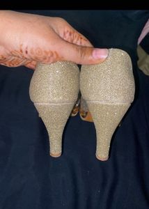 Glittery Heels ✨