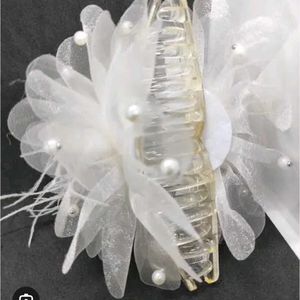 Pearl Hair Clip