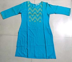 Elegant Blue Embroidered Kurta