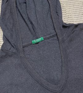 Sleeveless Hoodie