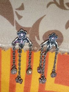 Floral Dangle Earrings