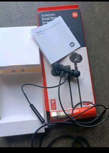 new earphone with box best offer