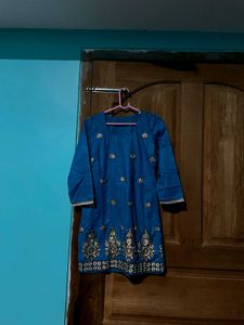 Women Kurtas Hand Embroidered