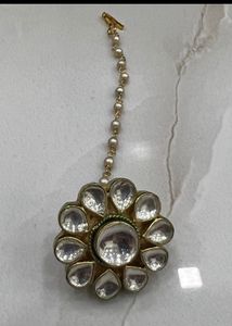 Combo of 2 Maangtika And 1 Saree Pin