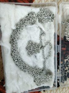 Sparkling Silver Jewelry Set