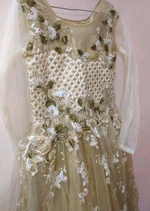 ❇️🔥Partywear Gown❇️