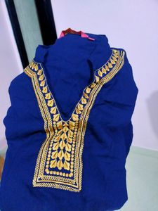 Beautiful Kurti With Neck Embroidery