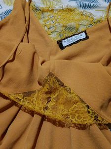 Sarah John QUALITY CLOTHING Sleeveless Top