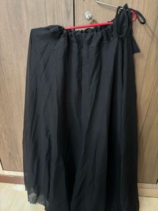 Womens Skirt And Ethnic Top!