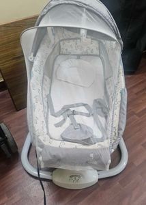 Mastela 3-in-1 Deluxe Baby Bassinet