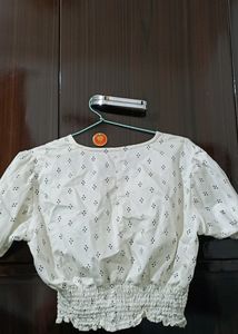 Cute Korean aesthetic white cropped top