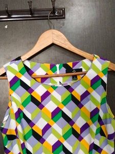 Geometric Print Sleeveless Dress