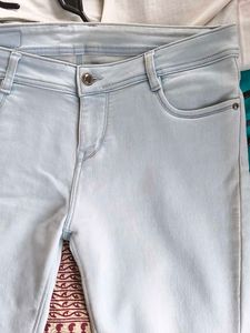 Light Wash Denim Jeans
