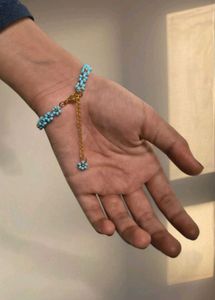 Daisy Beaded Bracelet