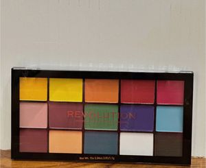 Makeup Revolution Eyeshadow Pallete