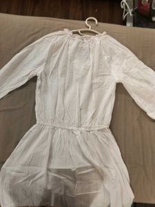 H&amp;M White Flowy Blouse