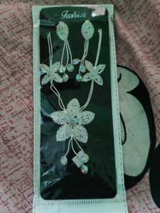 Sparkling Jewelry Set
