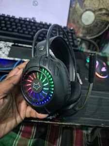 Evofox Aurora USB Gaming Wired Headphones