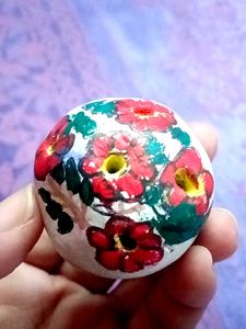 Painted &amp; Natural Stone Decor