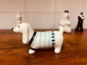 Set Of 4 Showcase Pieces