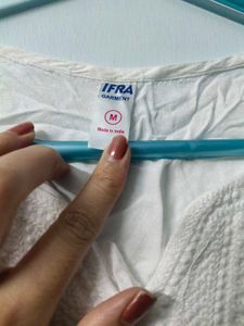 Elegant White Embroidered Kurta