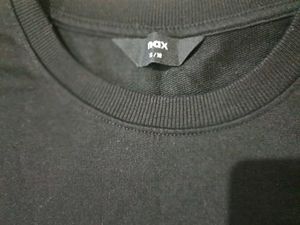 Max Black Long Sleeve sweatshirt