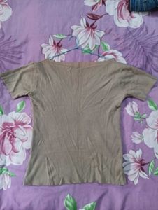 Fitted Top