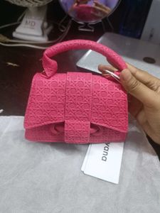 Savana Pink Crossbody Bag