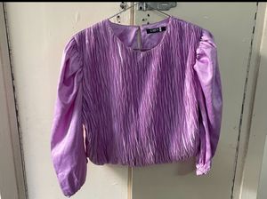 Lilac Puffed Sleeves Top In Satin