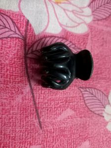 Hair Clips And Clutch