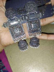 Jhumka Earing