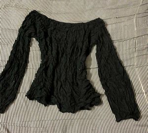 Stylish Black Long Sleeve Top