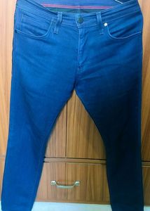 WOMEN ORIGINAL LEVI'S 3 MONTHS OLD JEANS