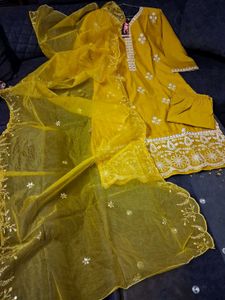 Elegant Embroidered Kurta Set