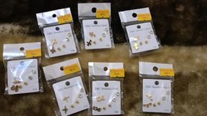 Pretty Earrings Set Of 3