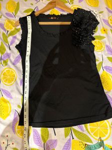 Beautiful Top With Flower Detailing