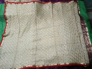 GoldenBeige Patterned Dupatta- Red&amp;Gold lace borde