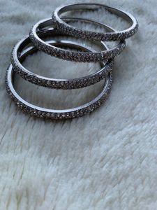 White Stone Bangles,size:2:6