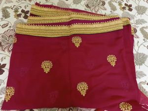 Beautiful Pink Saree With Blouse