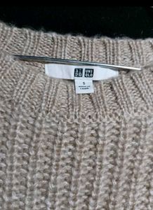 Uniqlo Sweater